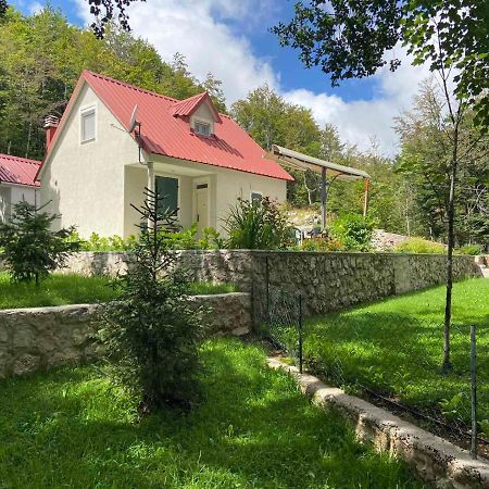 Mountain House Ivanova Korita سيتينيي المظهر الخارجي الصورة